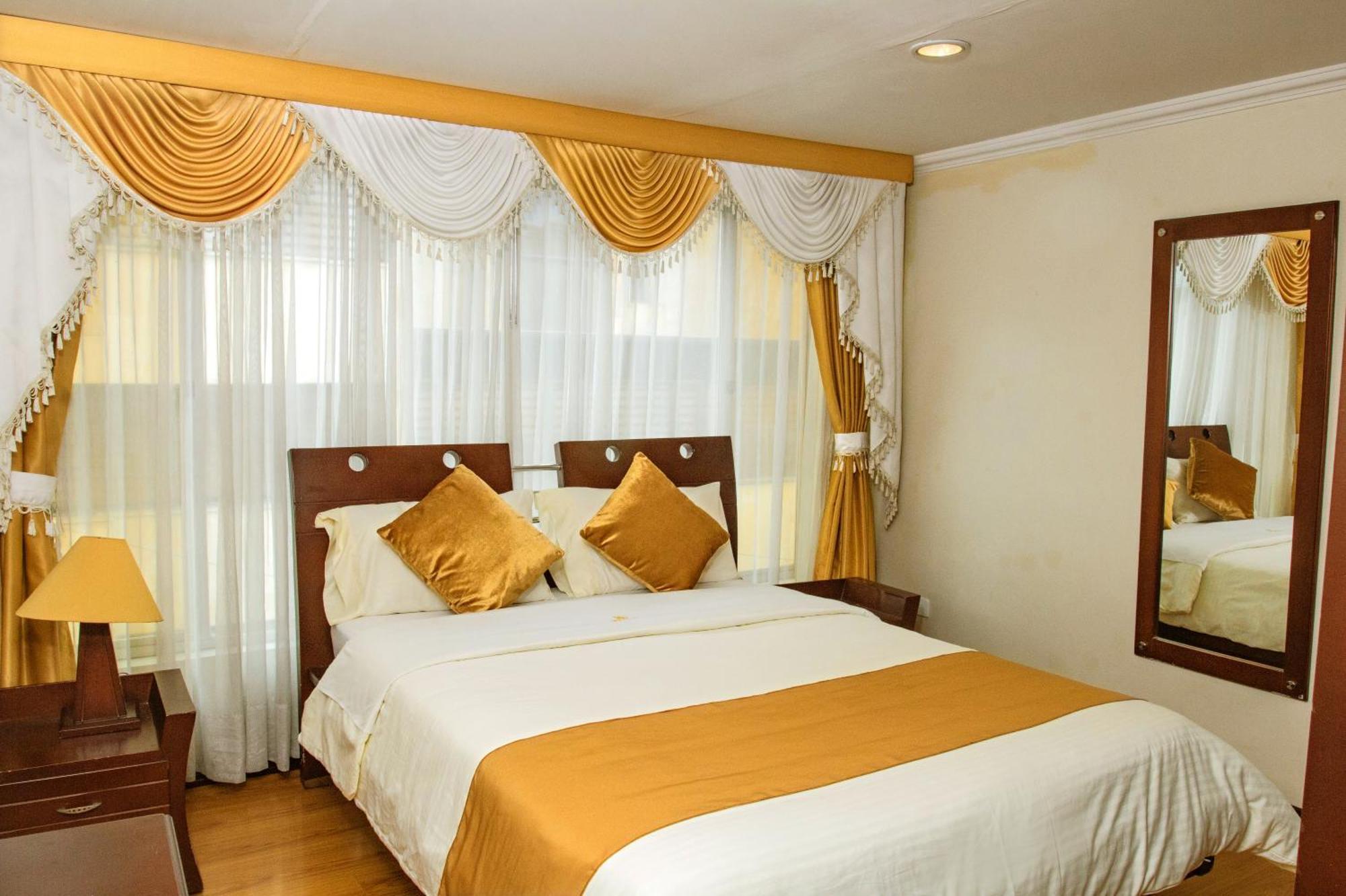 Hotel Senegal ปัสโต ภายนอก รูปภาพ