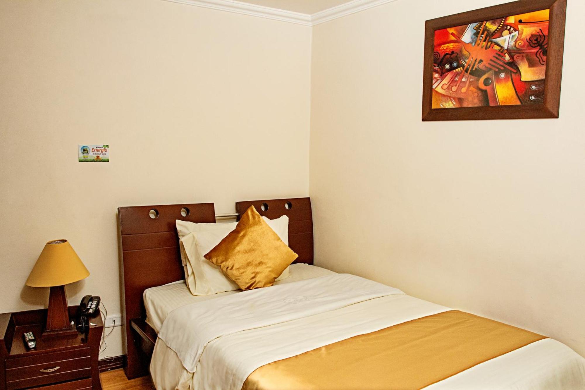 Hotel Senegal ปัสโต ภายนอก รูปภาพ