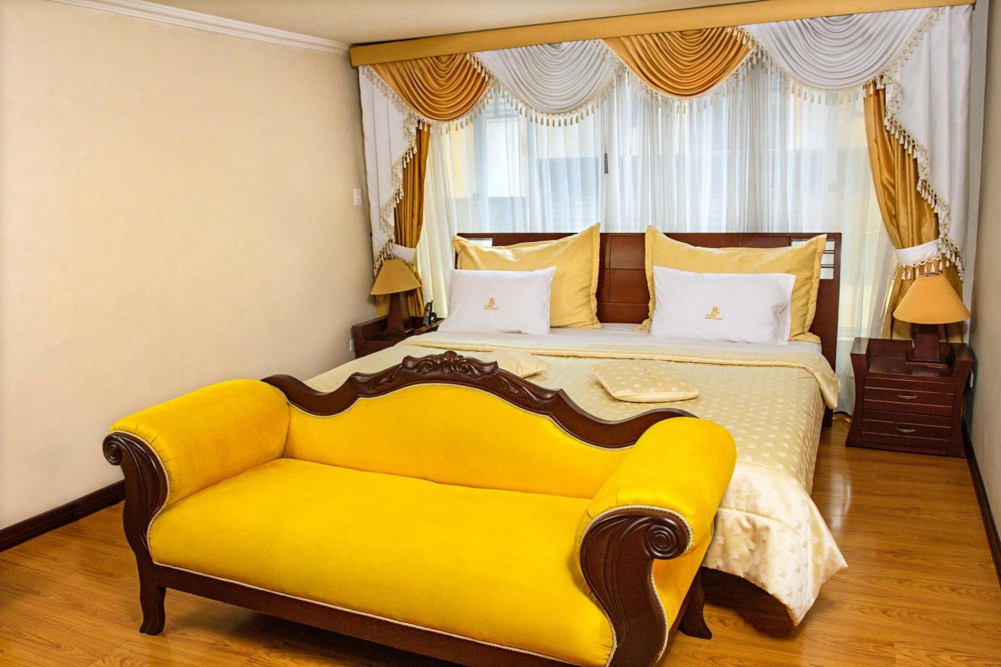 Hotel Senegal ปัสโต ภายนอก รูปภาพ